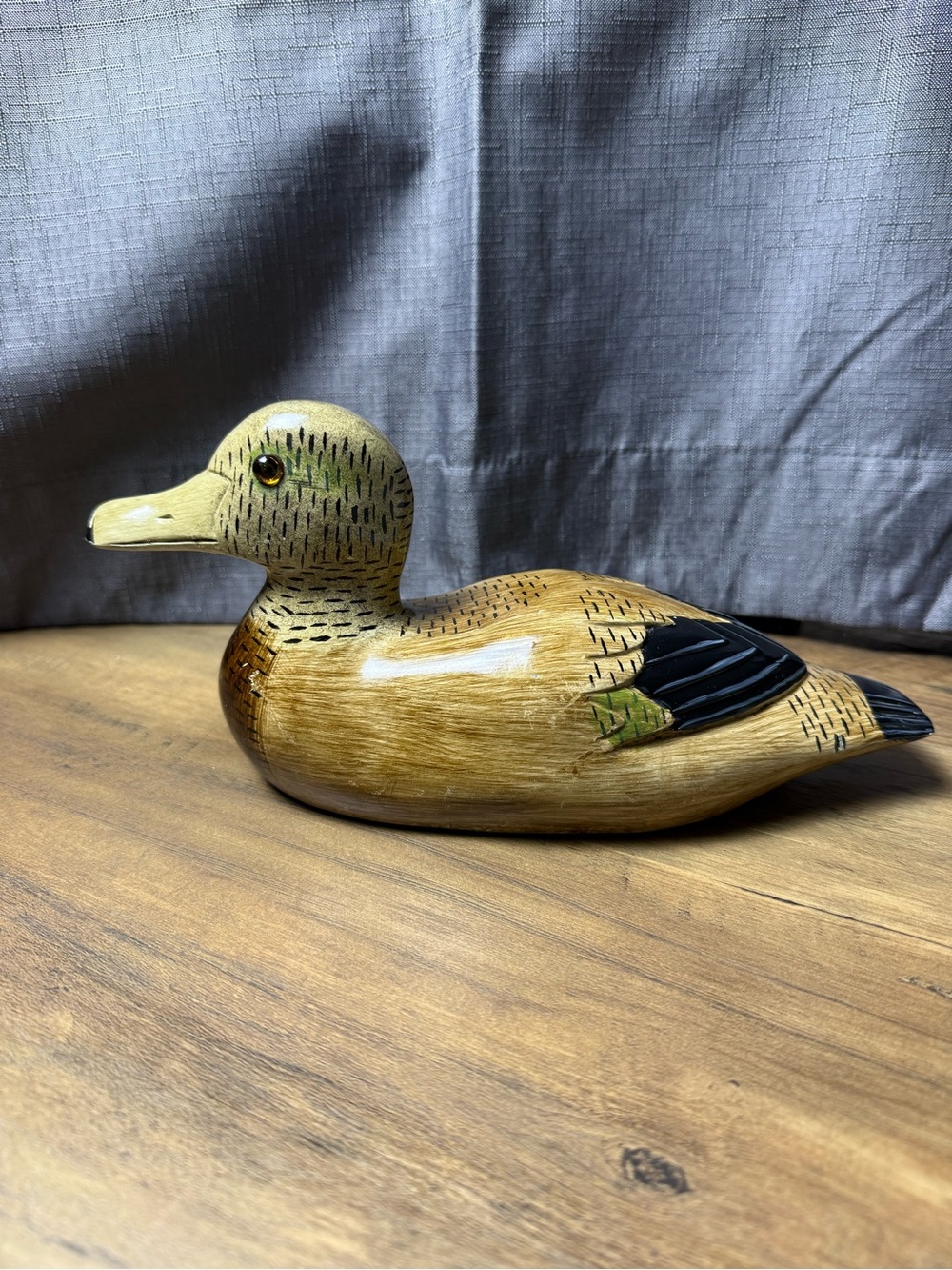 Hand-Carved and Painted Wooden Duck Décor - Picture 2 of 8